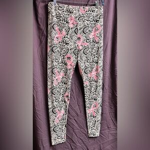 LuLaRoe Black White & Pink Breast Cancer Awareness Leggings